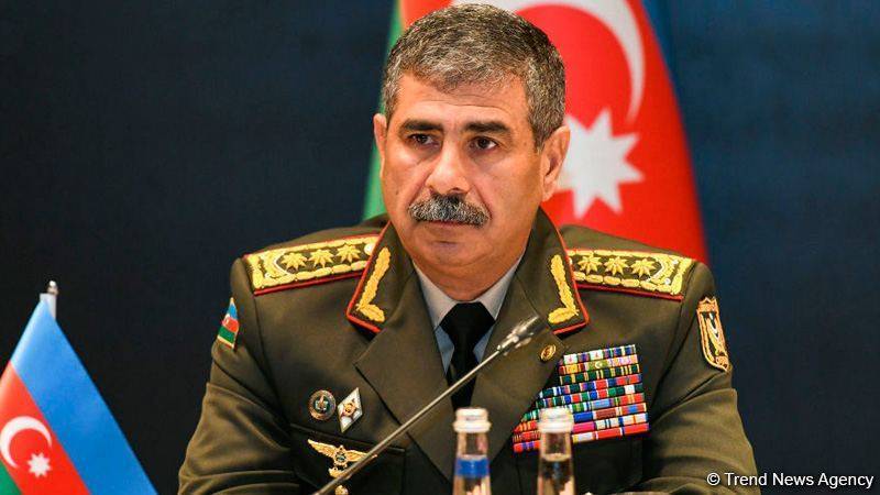 Поддержка братской Турции придает нам силы - глава минобороны Азербайджана