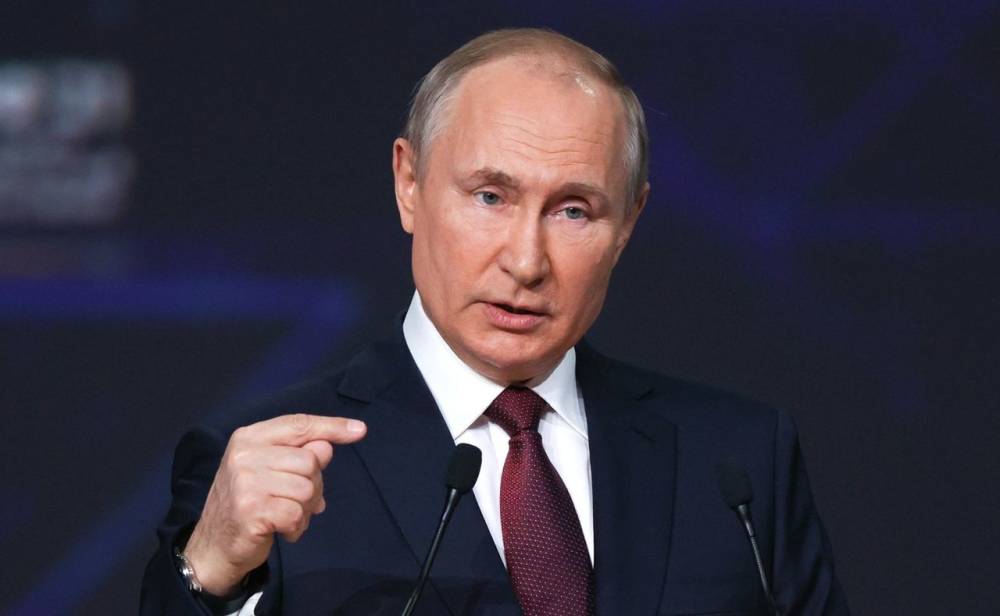 Путин рассказал о выделенных на поддержку россиян триллионах рублей