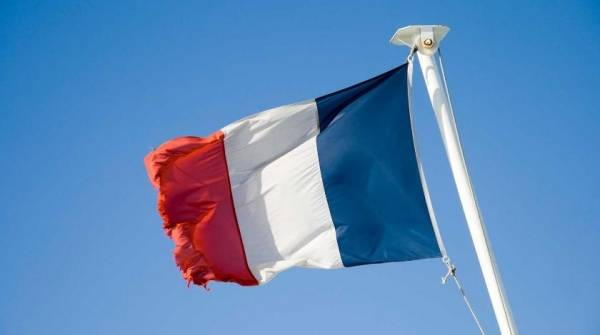 Разгневанные власти Франции ответили США на срыв контракта по подлодкам