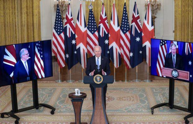 СМИ: Альянс США, Британии и Австралии готовился втайне от Франции
