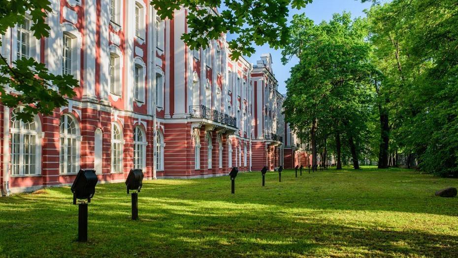 Охрану вузов в Петербурге и Ленобласти усилят после стрельбы в Перми