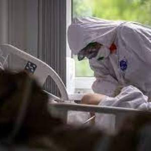 Смертность от коронавируса в Украине поднялась на 40 %