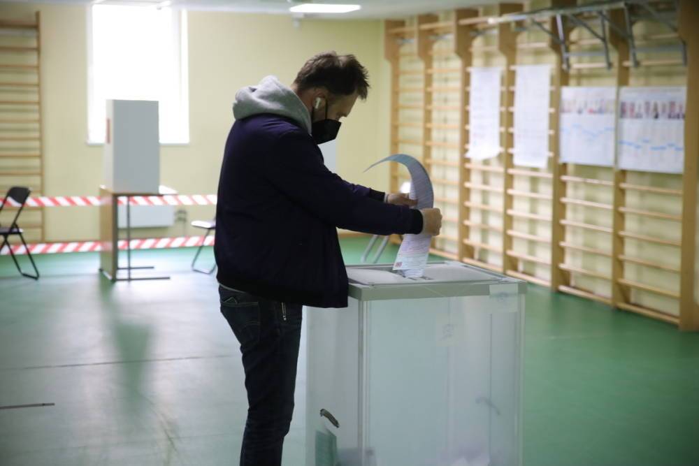 В избиркомы в центре Петербурга не пускают кандидатов и членов УИК