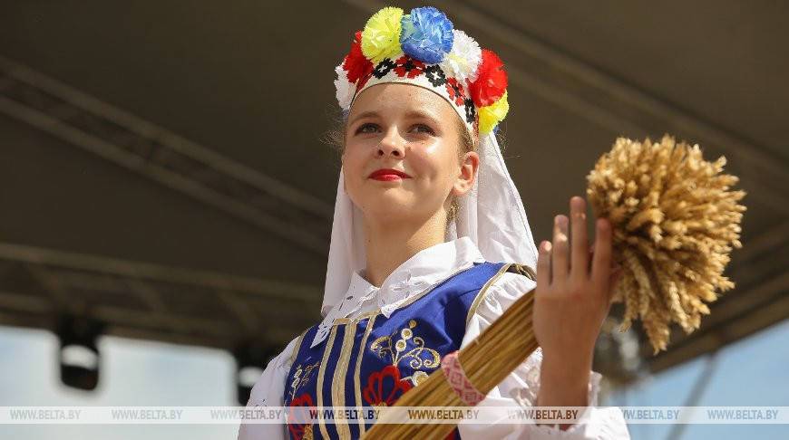 Лукашенко поздравил участников и гостей областного фестиваля-ярмарки "Дажынкi-2021" в Шумилино