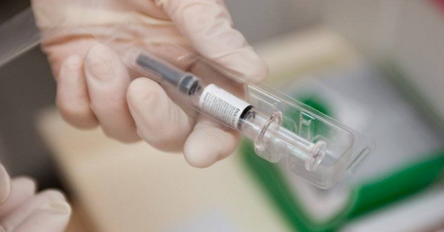 Медиков и пожилых будут бесплатно прививать от гриппа: на это потратят 2,14 миллиона евро