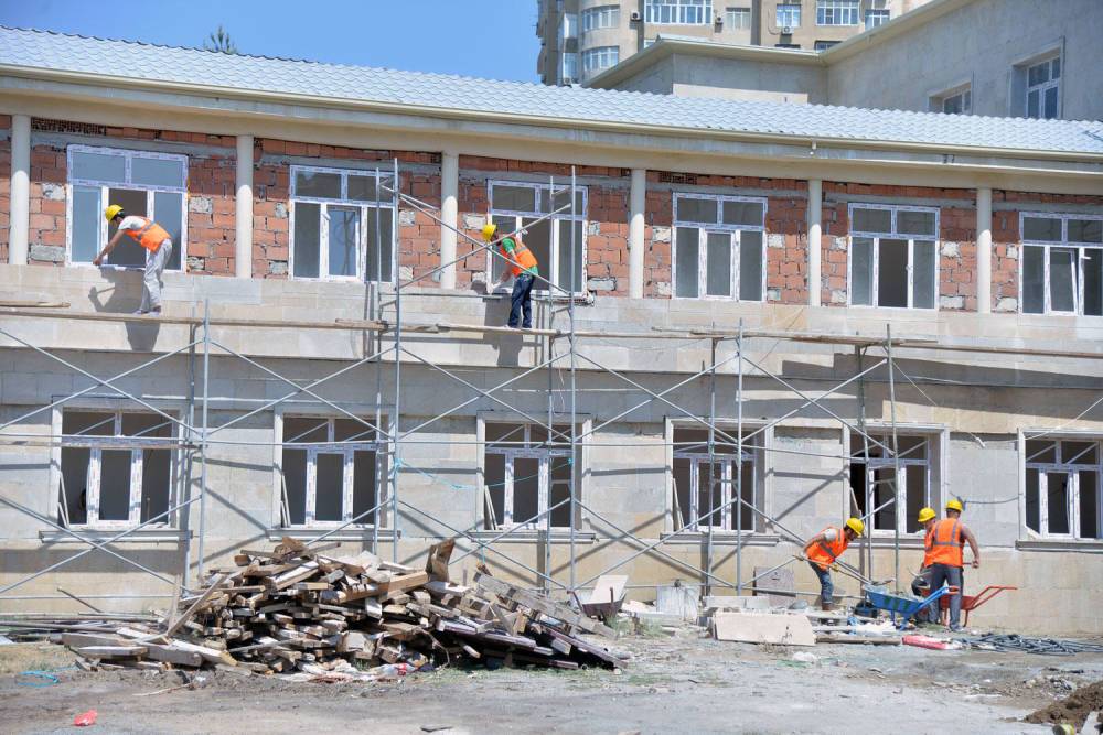 В Азербайджане завершены ремонтно-строительные работы в 36 школах, пострадавших во время 44-дневной войны