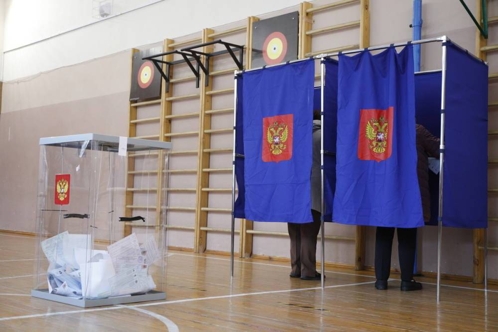 Избирательные участки в Петербурге закрыли