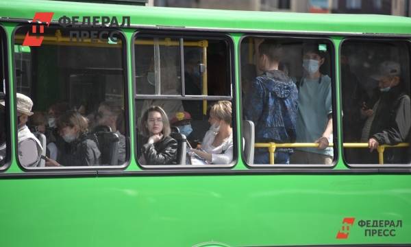 Екатеринбуржцы выгнали из автобуса пенсионерку