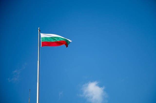 В Болгарии было приведено к присяге временное правительство до ноябрьских выборов и мира