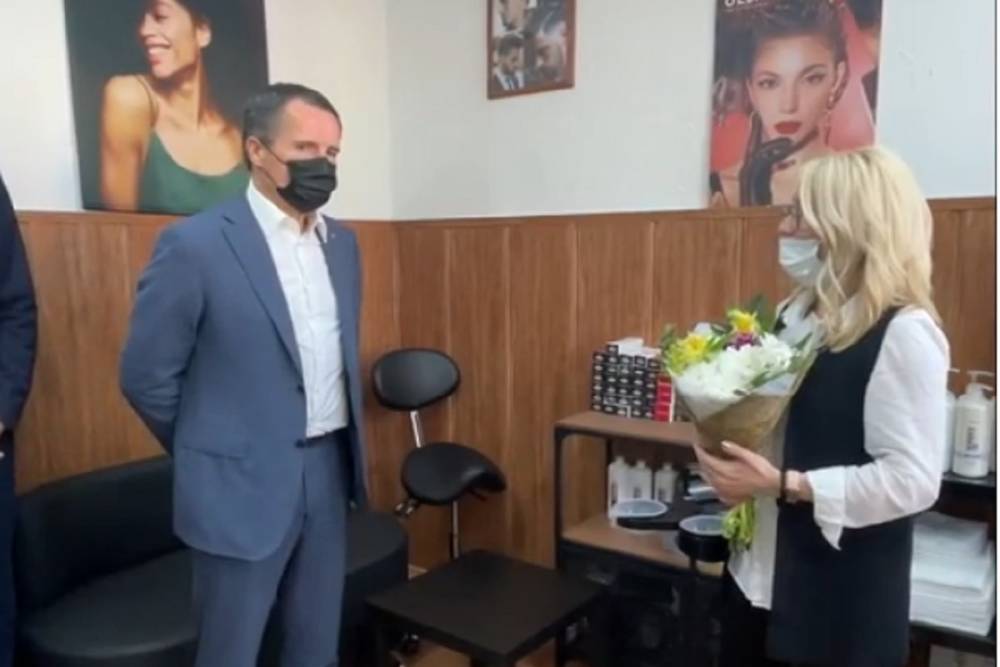 Белгородка получила по соцконтракту 250 тысяч рублей и открыла парикмахерскую