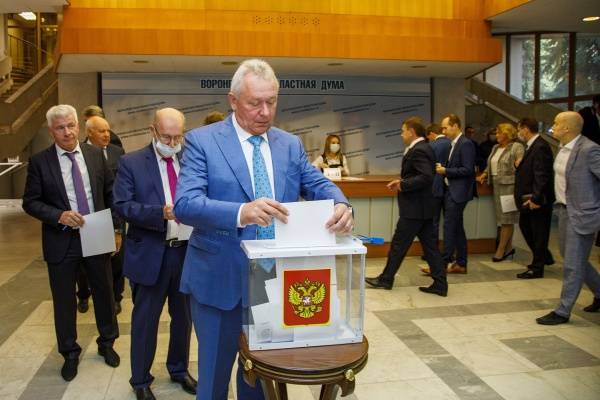 Избирком подвел предварительные итоги выборов депутатов в ЗакСО