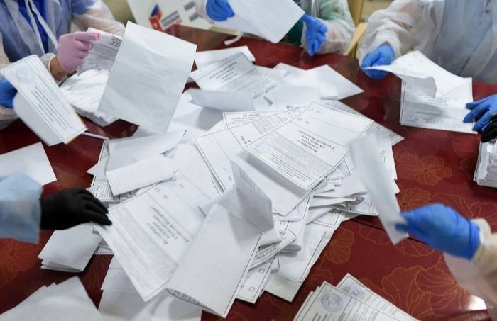 ЕР набирает 37% голосов после обработки 23% бюллетеней в Госсовет Чувашии