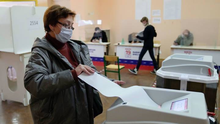 Наблюдатели: выборы прошли демократично и без серьезных нарушений