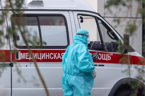 В России за сутки скончались 812 человек с коронавирусом