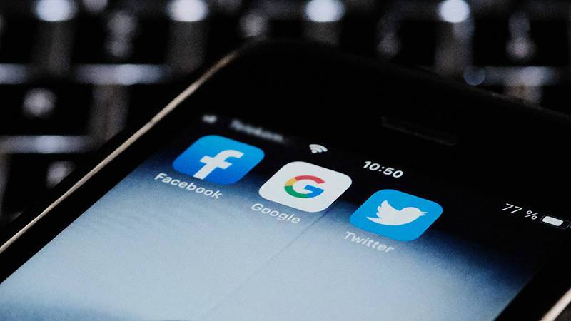 Против Google, Facebook и Twitter могут применить оборотные штрафы