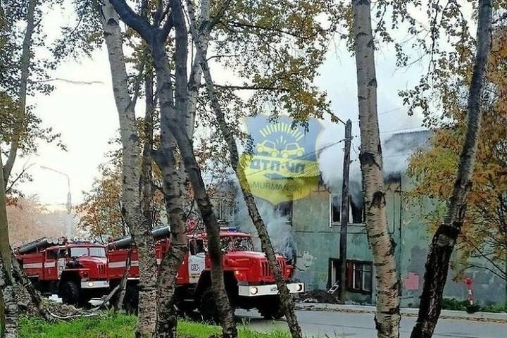 При пожаре в Мурманске погибли люди