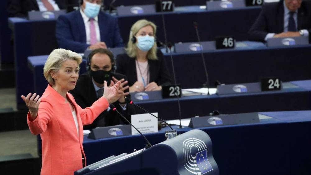 Глава Еврокомиссии обвинила Минск в попытках дестабилизации ЕС