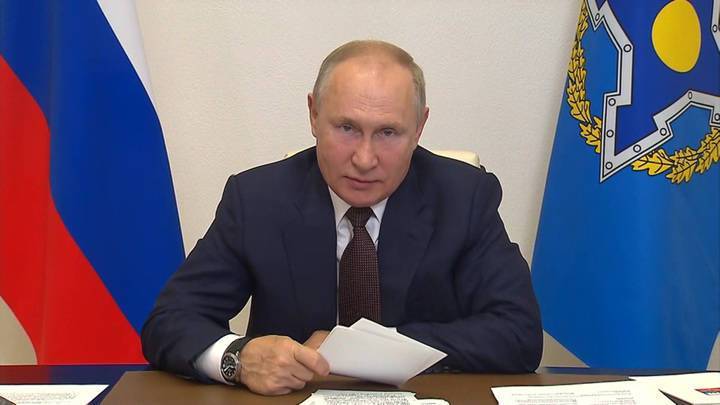 Путин объяснил отмену визита в Душанбе необходимостью самоизоляции