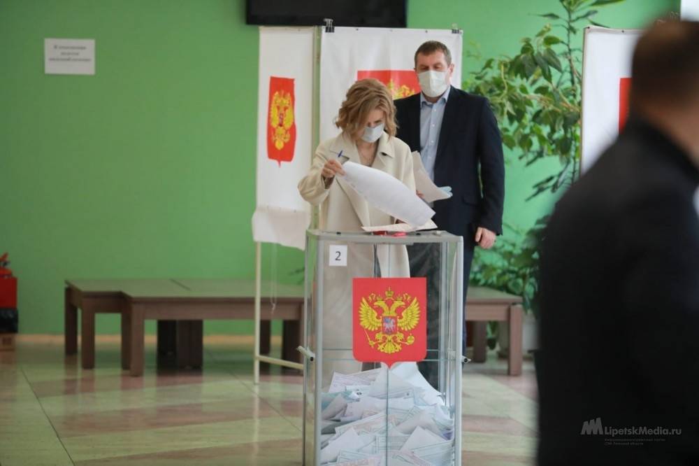 Итоги выборов в Госдуму по федеральным округам: у "Единой России"- 48,5%