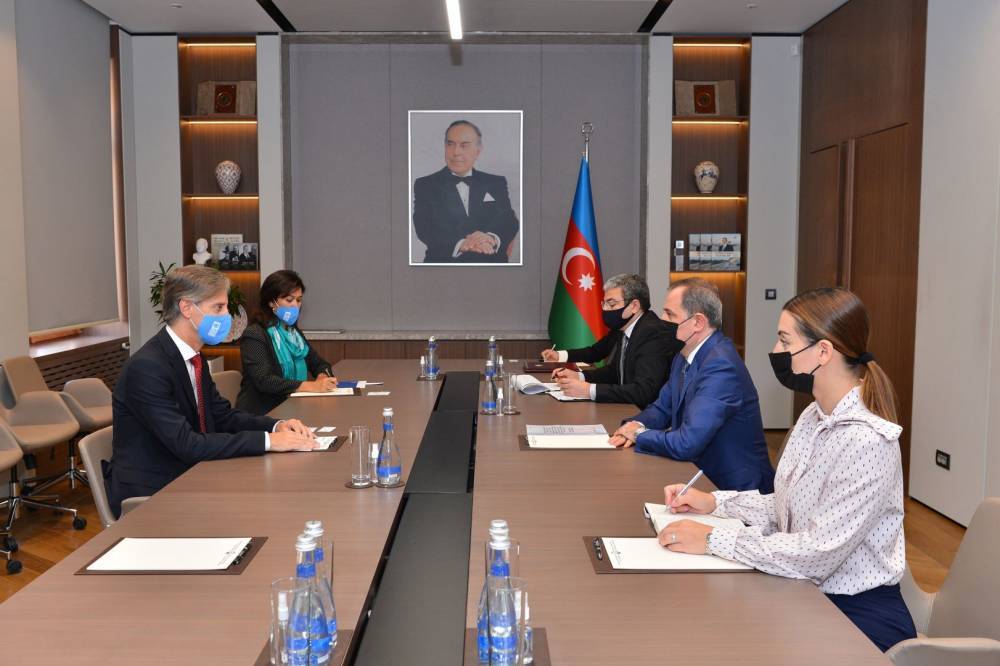 Глава МИД Азербайджана принял представителя ПР ООН в связи с завершением его дипмиссии (ФОТО)
