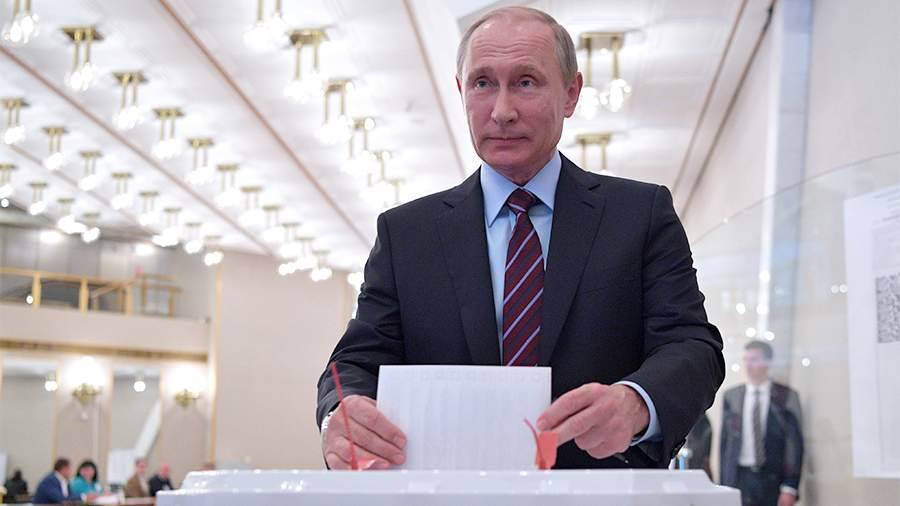 В Кремле пообещали сообщить о месте участия Путина в голосовании на выборах в ГД