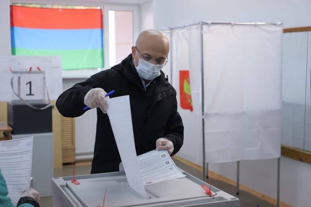 Элиссан Шандалович проголосовал в Медвежьегорске