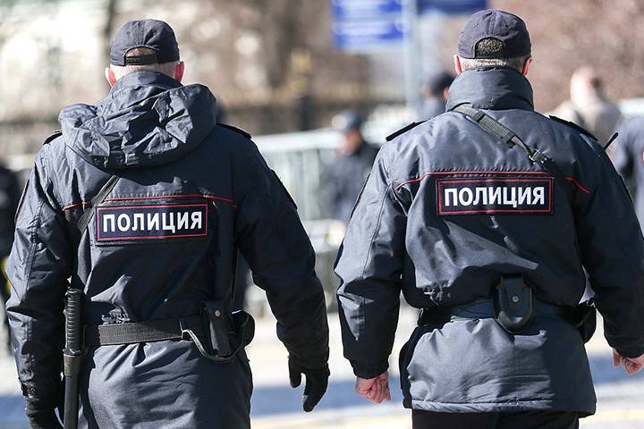 Крупного фальшивомонетчика задержали полицейские в Москве