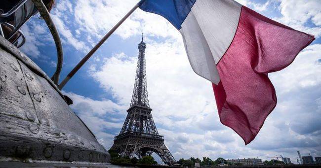 «Кризис НАТО и ревизия всей мировой политики», — Франции предрекают союз с Россией