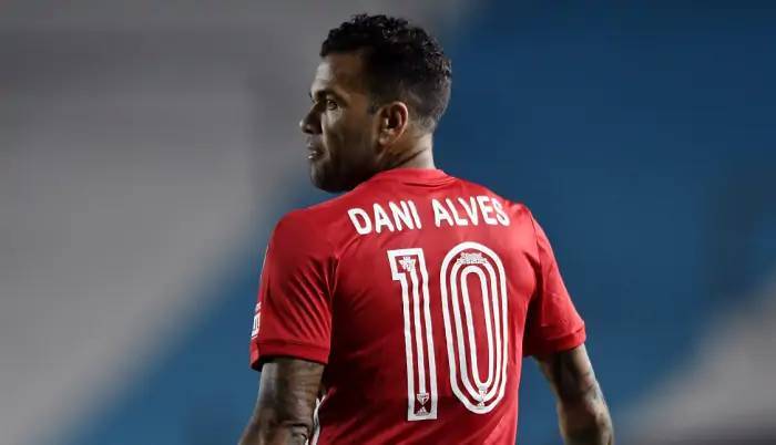 Сан-Паулу объявил о разрыве контракта Дани Алвеса