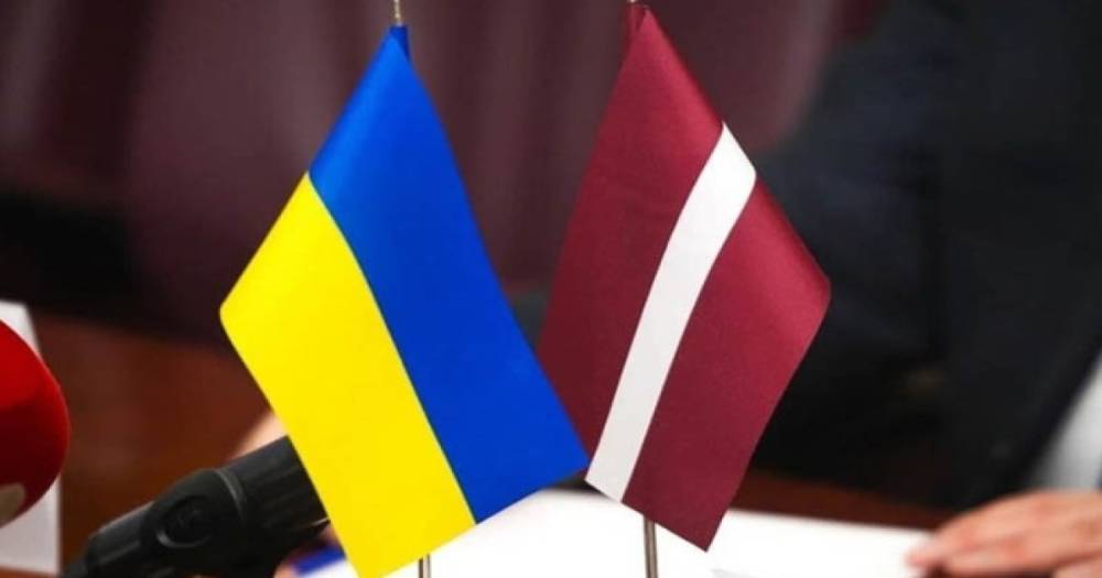 "Несет угрозу здоровью": Латвия ограничила въезд из Украины
