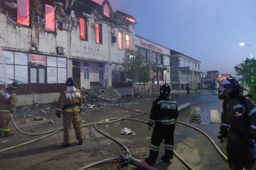 В Дагестане два человека стали жертвами пожара в гостинице