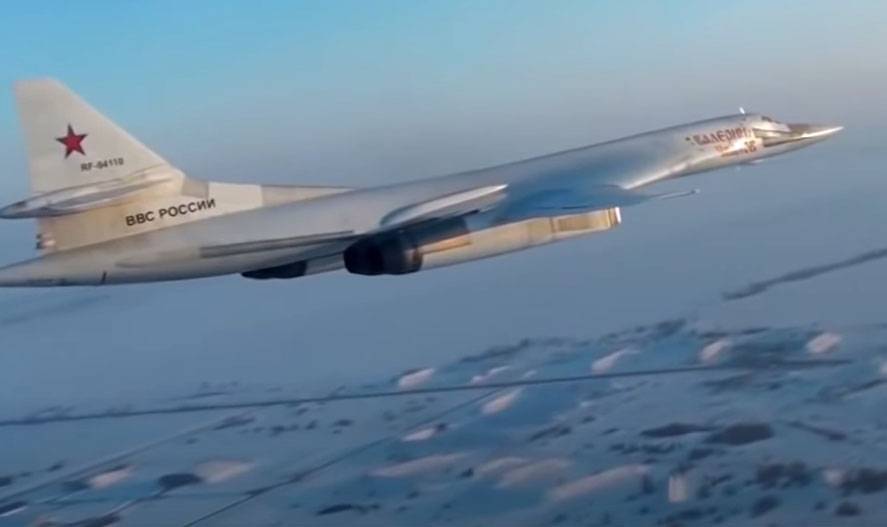 В прессе США разбираются, является ли советский бомбардировщик Ту-160 копией американского B-1