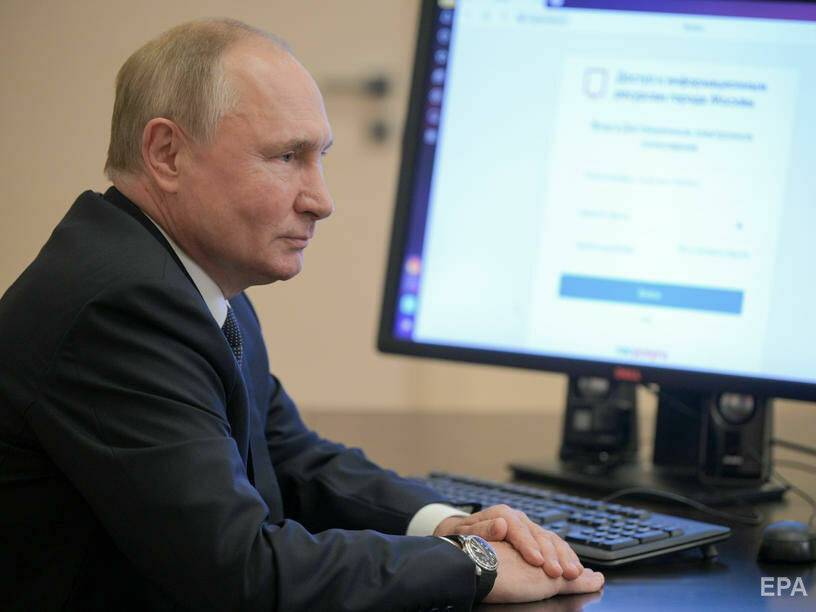 В Кремле объяснили, почему часы Путина во время голосования показывали 10 сентября