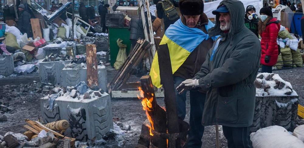 Газ уже не па карману украинцам — люди массово переходят на дрова