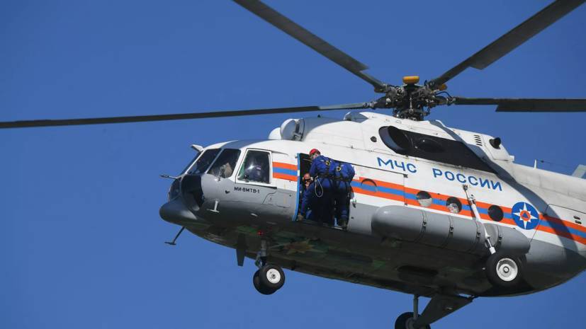 Вертолёт Ми-8 ведёт поиск пропавшего под Хабаровском Ан-26