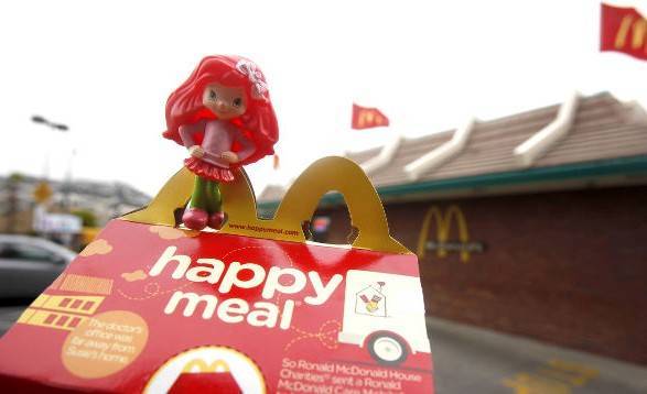 Mcdonald’s откажется от пластиковых игрушек в детских наборах еды
