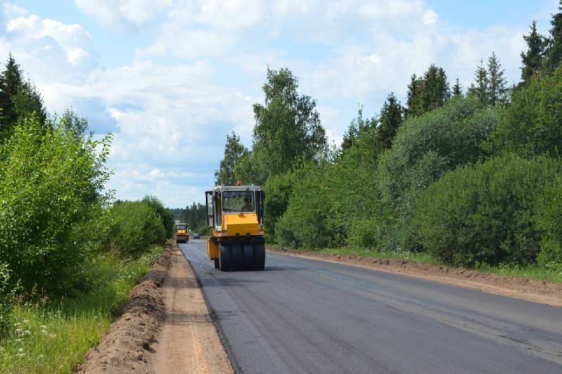 В Смоленской области до конца года отремонтируют 27 участков дорог