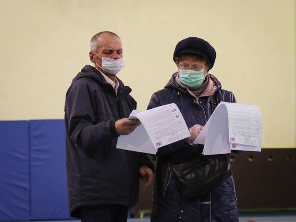 В Екатеринбурге из-за ажиотажного спроса раньше времени закончились «выборные» сертификаты для пенсионеров на 150 рублей