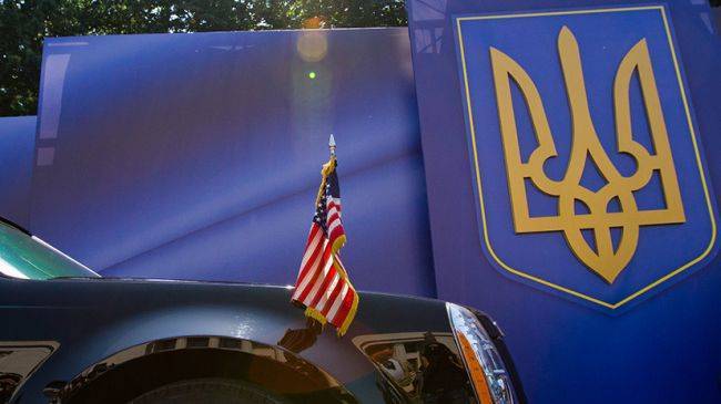 Украина намерена получить $ 1 млрд от США