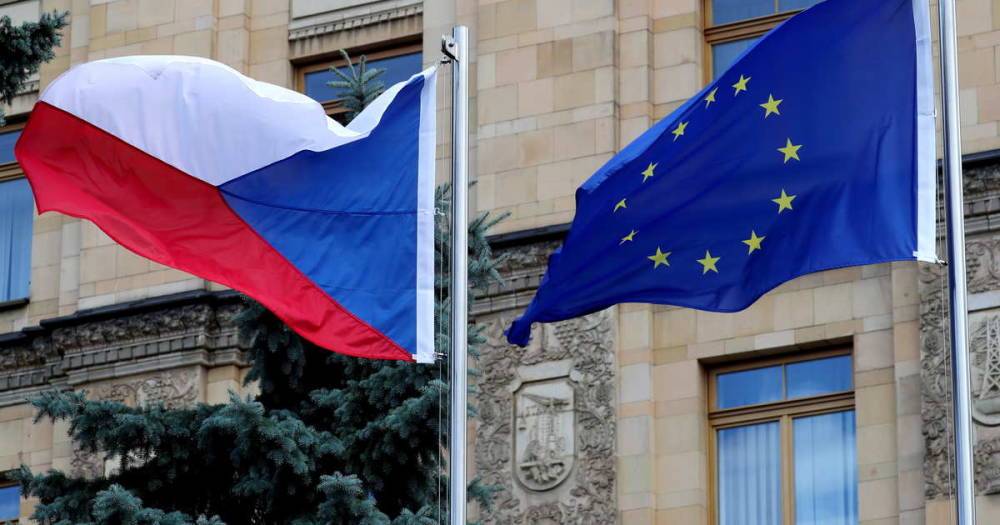 Чехия запросила у России поддержку в расследовании дела о Врбетице