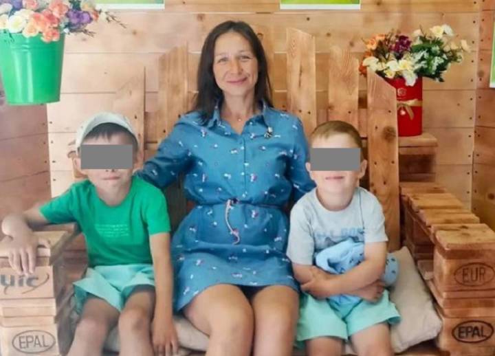 Тела убитой матери и ее двоих детей нашли в сгоревшей квартире в Кировграде
