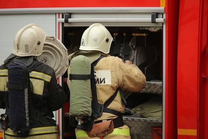 В Волгоградской области человек пострадал при пожаре в жилом доме