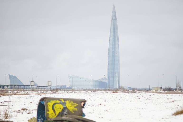 В Михайловском саду продемонстрировали новые символы Петербурга, выбранные жителями