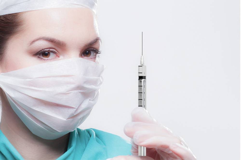 В РФ рассмотрят регистрацию вакцины для подростков