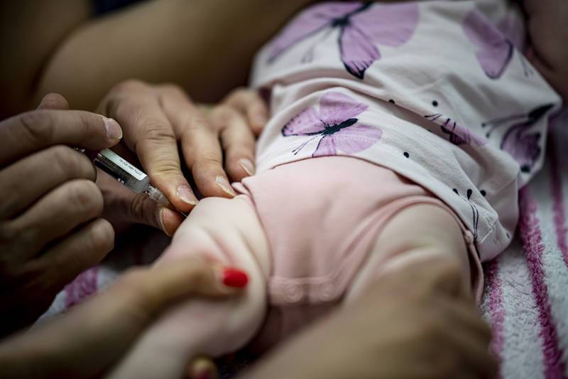 Турецкие врачи привили от коронавируса младенцев