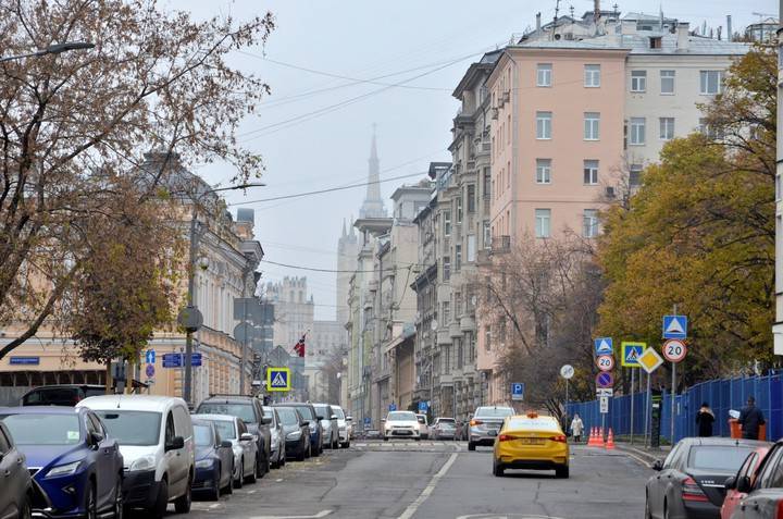 Транспортное движение ограничат с 1 октября на некоторых улицах в центре Москвы