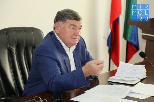 Глава Казбековского района принял участие в совещании Минсельхозпрода региона