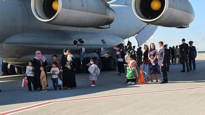 В Украину прибыл рейс с эвакуированными из Афганистана