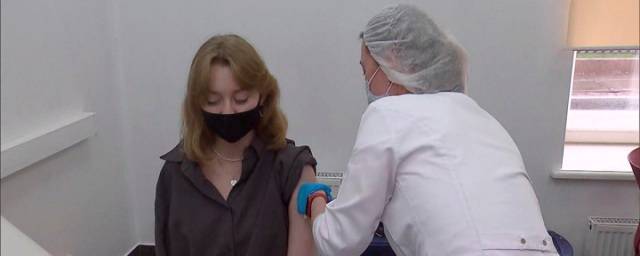 Врач-инфекционист Евгений Тимаков озвучил рекомендации по вакцинации от гриппа и ковида