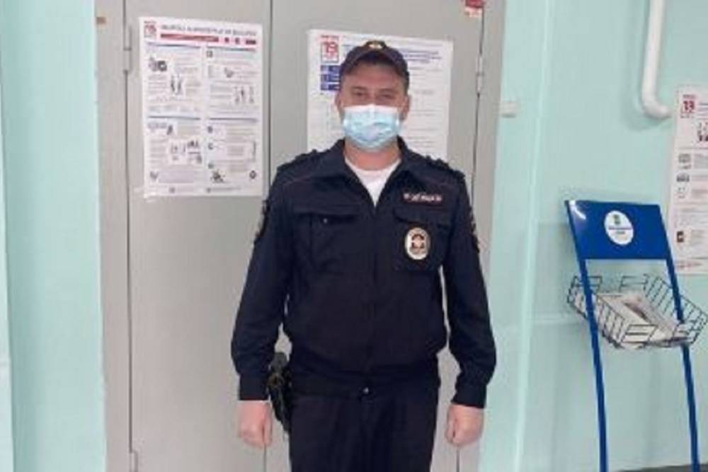 В Новосибирске полицейский случайно задержал объявленного в розыск мужчину на избирательном участке
